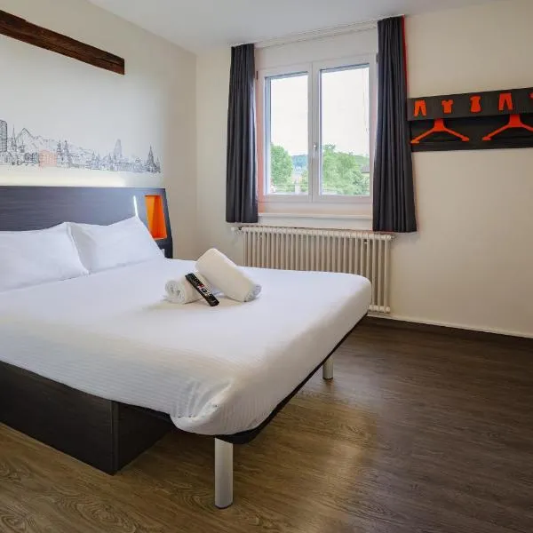 easyHotel Zürich City West, hotel em Zurique