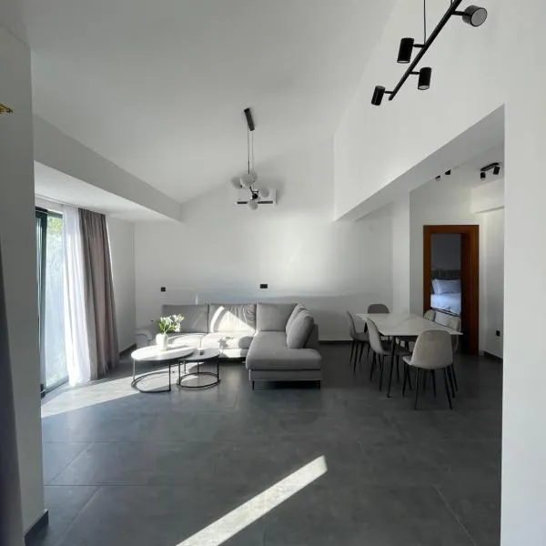 Andrija, hotel in Risan