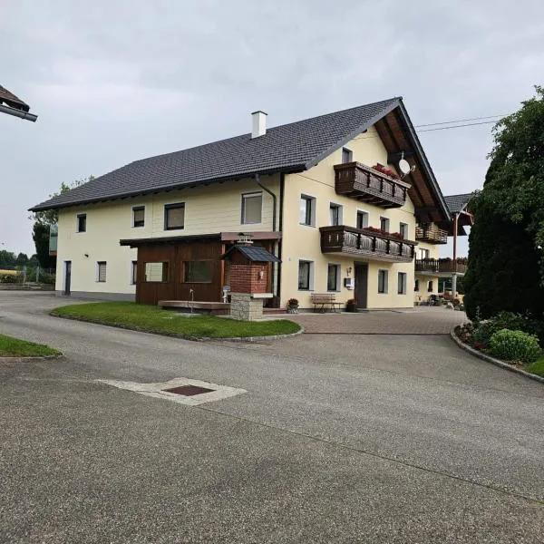 Ferienwohnungen Kübler, hotel em Kogl