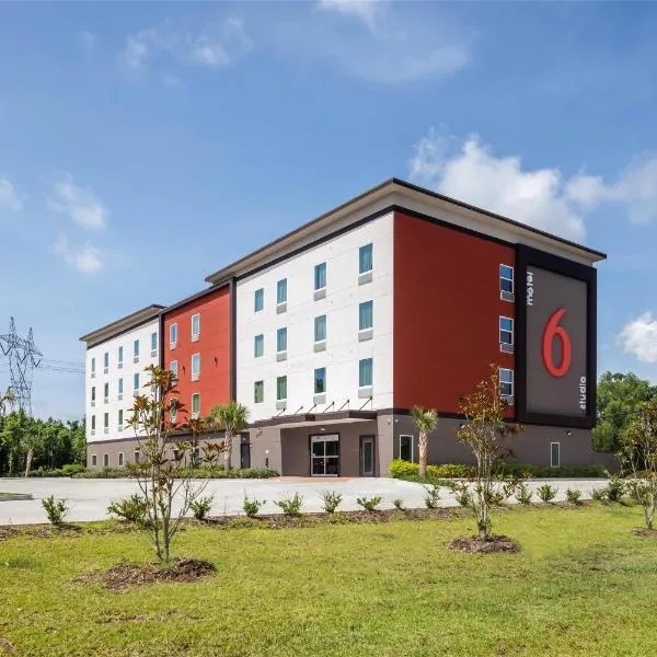 Studio 6 Gonzales, LA Baton Rouge Geismar Prairieville I 10, hotel in Gonzales