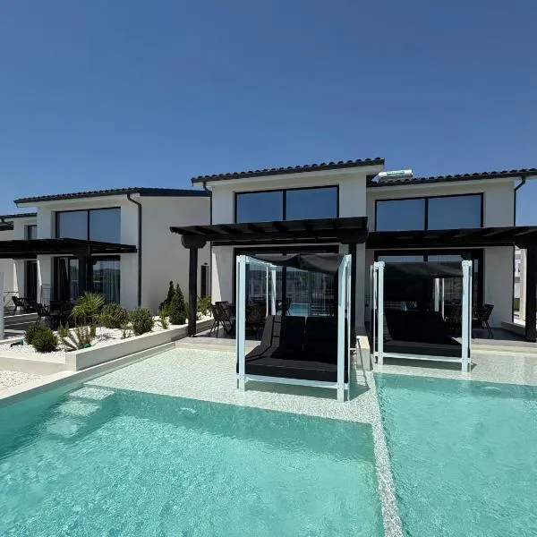 Villa La Vida, hotel v destinaci Kallithea