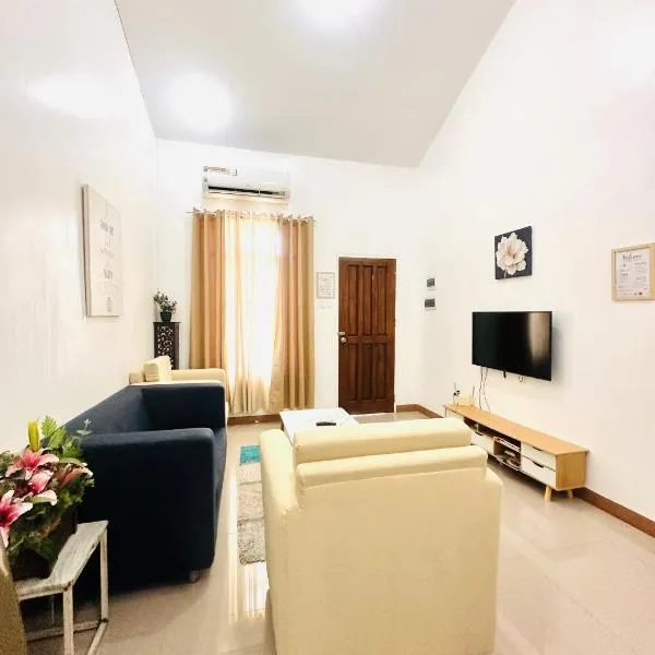 Feel at Home Gateway H&C Shower Netflix 100mbps, hotel en General Santos