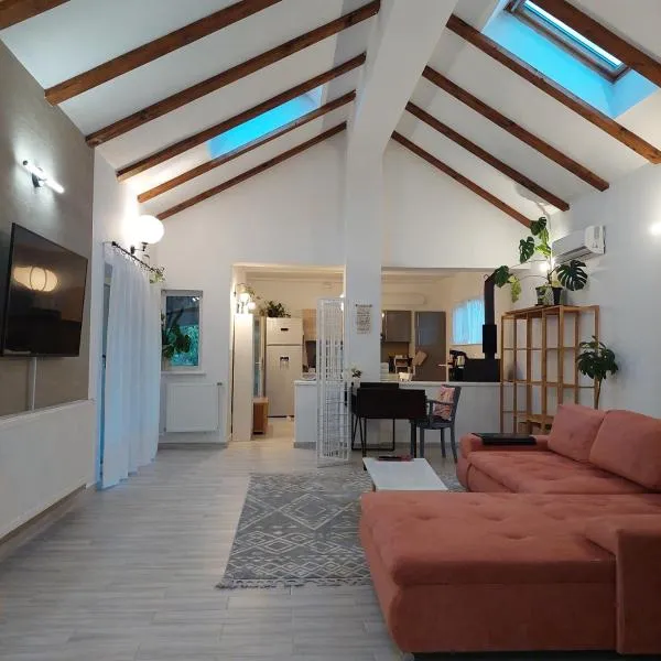 Casa Grande, Hotel in Ghermăneşti