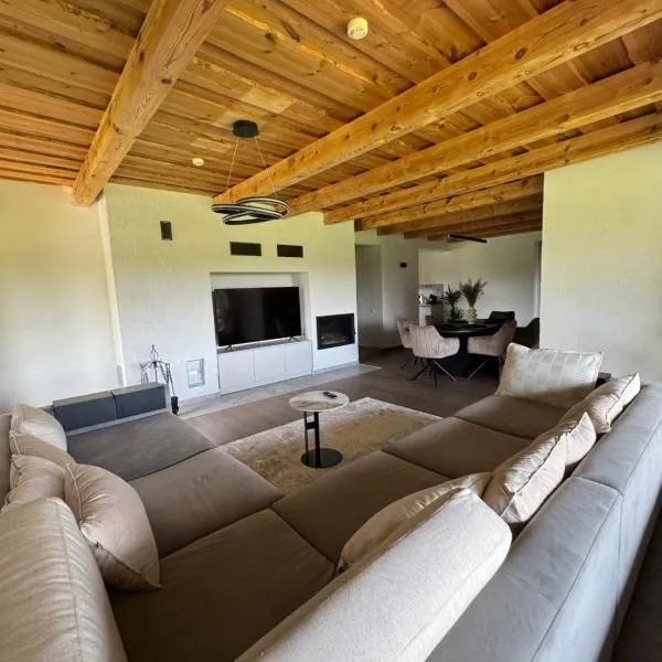 Prie Trakų, hôtel à Petkėniškės