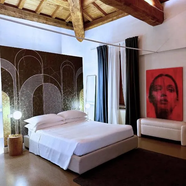 Albergo Diffuso Ginevra Boutique Rooms - Palazzo Leosini - Residenze D'Epoca, hotel em LʼAquila