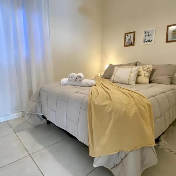 Aloha Teo - Departamento por Día en Trelew, espacioso y cerca de todo!, ξενοδοχείο σε Trelew