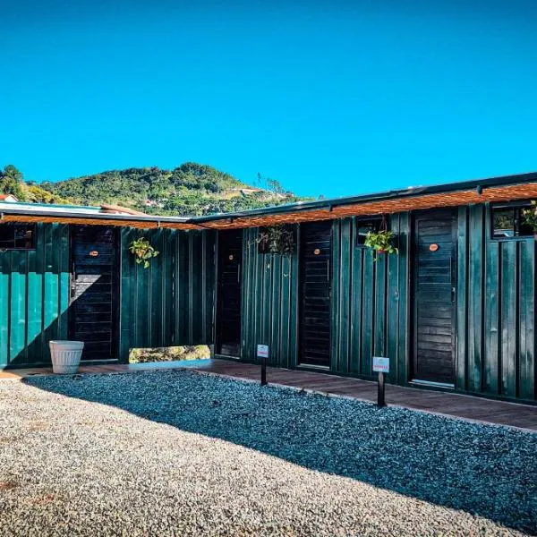 ANC MONTANHA - 8min do capivari、カンポス・ド・ジョルドンのホテル