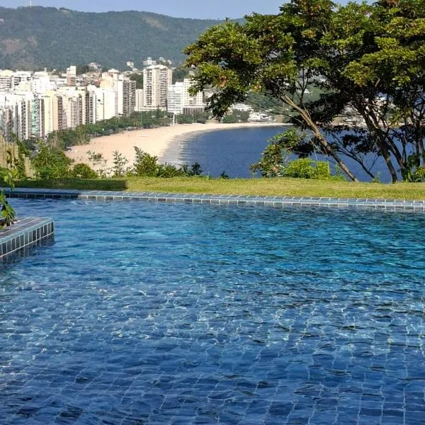 Golden Sunset com vista mar - Icaraí, hotel in Niterói