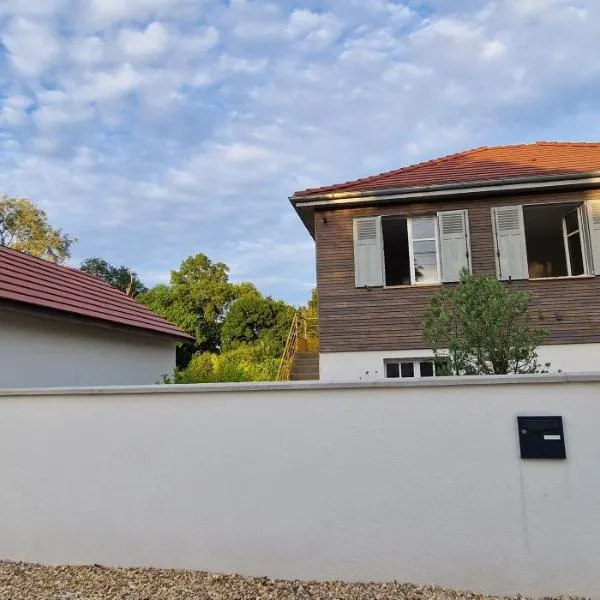 Bourges coeur de marais, hotel v destinaci Bourges