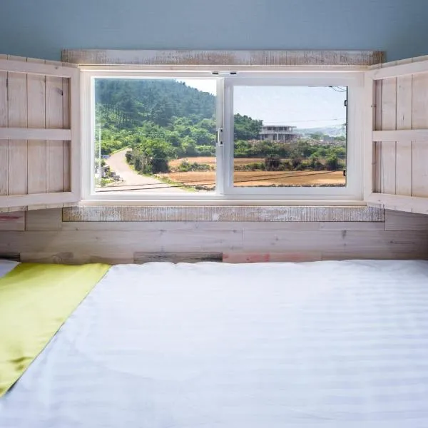 White star, hotel in Jeju