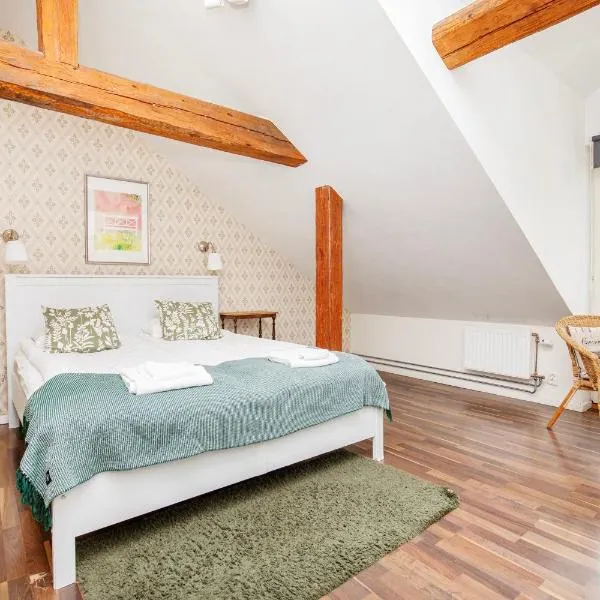 Röda Magasinet, hotel v destinaci Mariefred