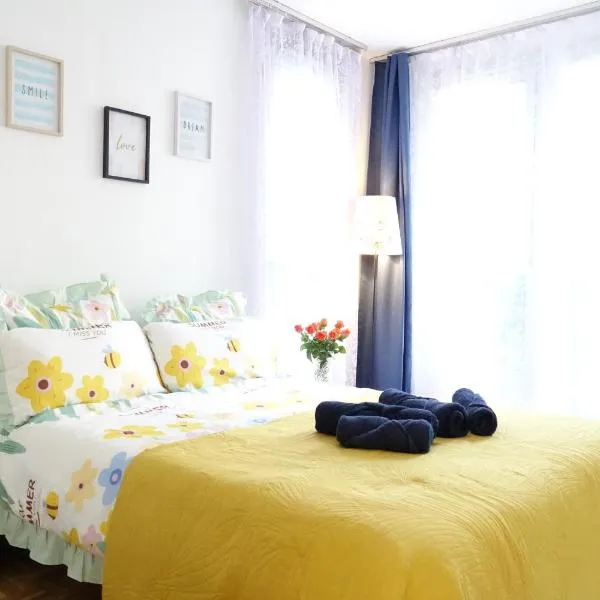 Charming and Spacious Apartment - Close to City Center, hotel v Paříži