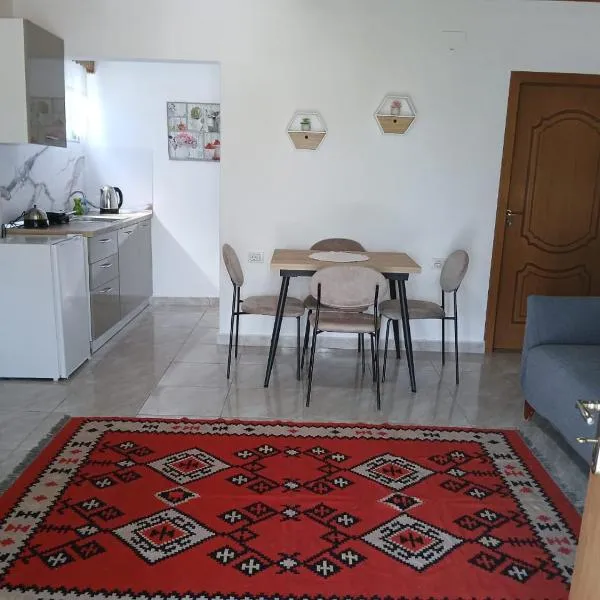 Sunny Guest House, ξενοδοχείο στο Αργυρόκαστρο