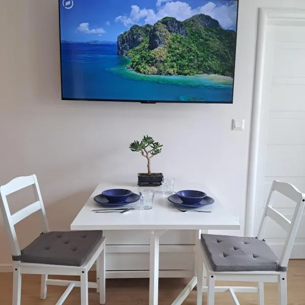 The white Nest Apartment near City Center, hotel v destinaci Bratislava