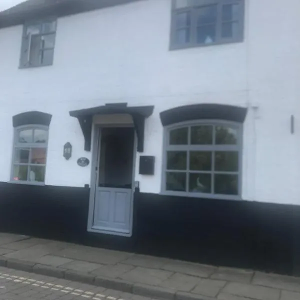 Quay Cottage River view, hotel in Bewdley