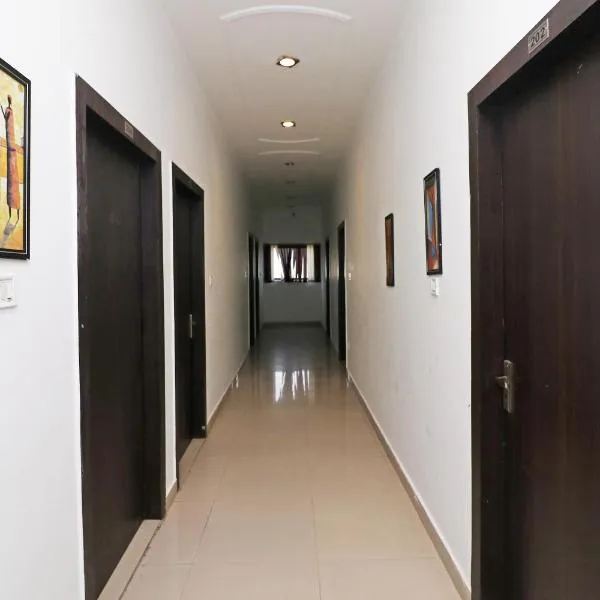 Hotel O Mid Town Ojus Tower, hotel in Rudrapur