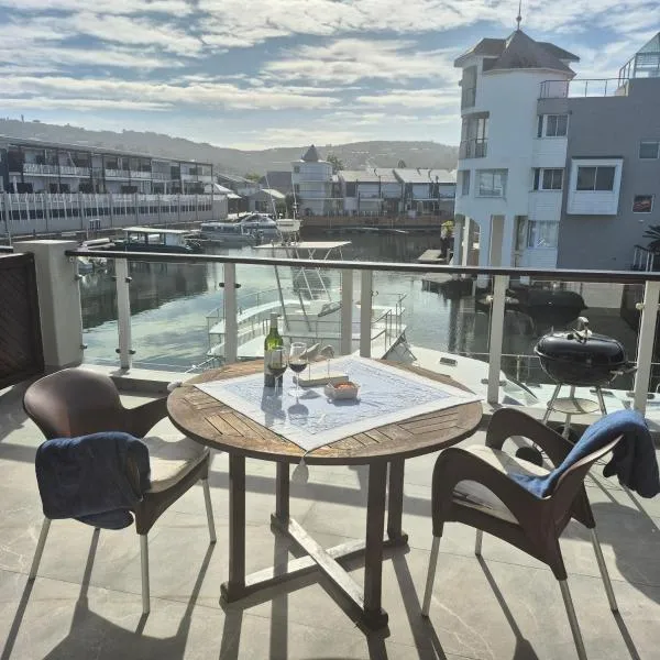 South Quay no 6, ξενοδοχείο στην Κνύσνα