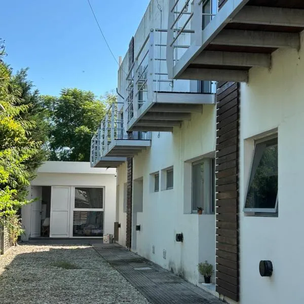 Los Fresnos 50 dpto 6, hotel a Oro Verde