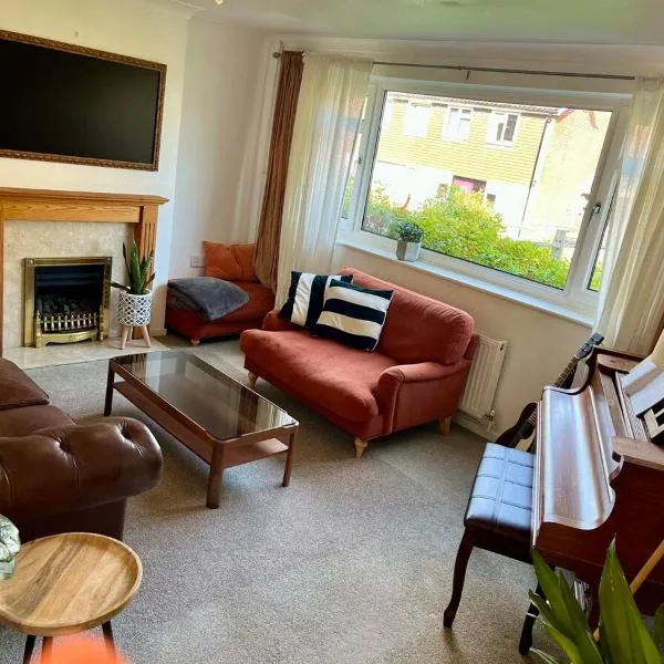 3 bed house close to the woods, hotel in Uckfield