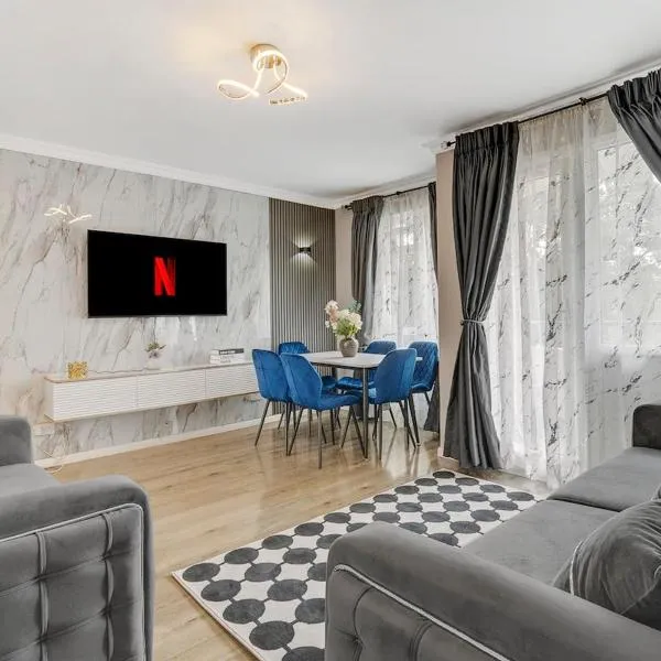 Modern Zone 1, 2 Bed Apartment with Balcony in Central London，位于伦敦的酒店