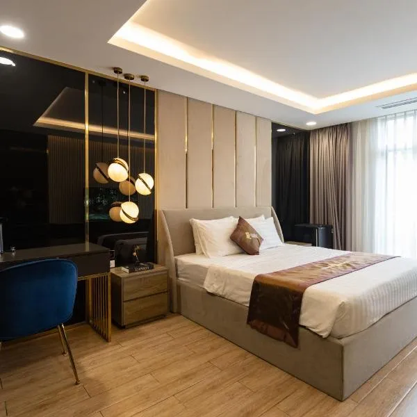 Luxhome Mekong Hotel, hotel in Can Tho