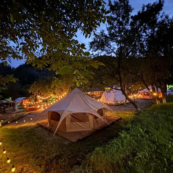 Alunis GLAMPING, hotel em Aluniş