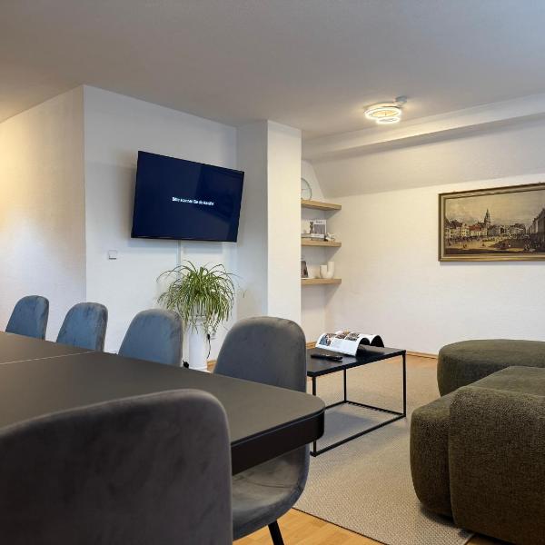 Modernes Familienapartment mit Parkplatz nahe Großer Garten, Дрезден