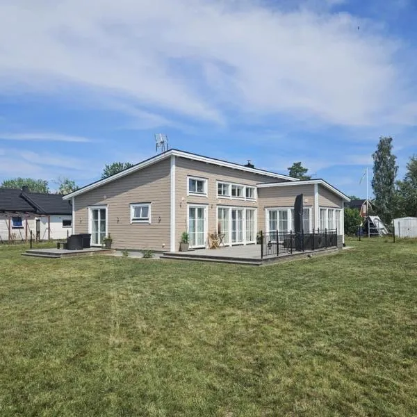 Trevlig fritidshus på Norra Öland, Hotel in Löttorp