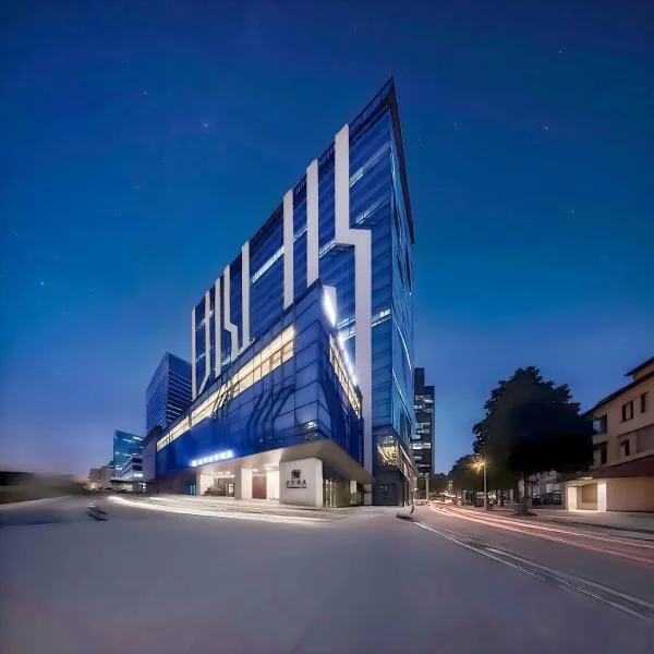 SSAW Boutique Hotel Ningbo CBD، فندق في نينغبو