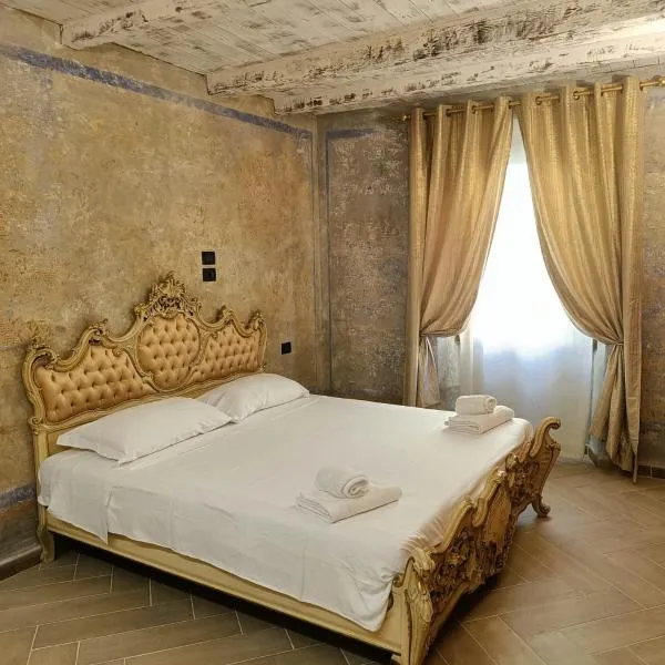 BNB Frescoes Rooms San Frediano, hotel in Florence