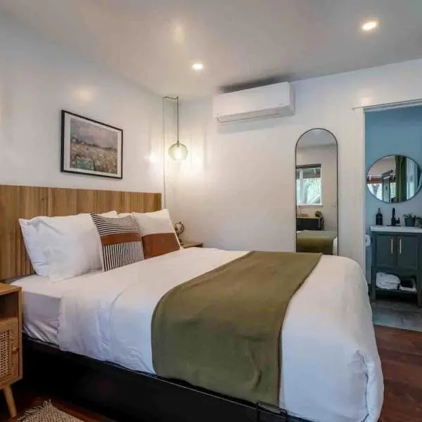 Columbia Cabins Cabin 3, hotel em Sonora