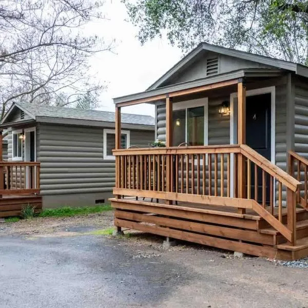 Columbia Cabins Cabin 4，索諾拉的飯店