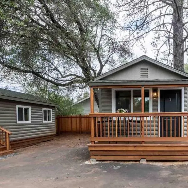 Columbia Cabins Cabin 5, hotel in Sonora