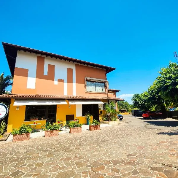Albergo B&B Tenesi, hotel a Manerba del Garda