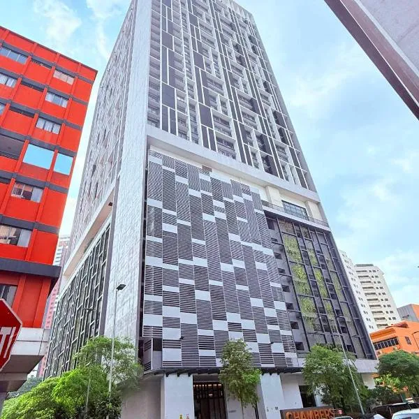 Chamber Residences KL At EZ Stay، فندق في كوالالمبور
