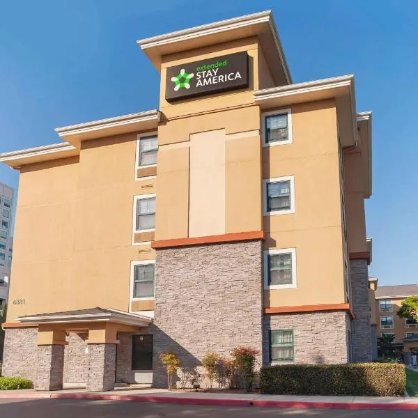 Extended Stay America Suites - Orange County - John Wayne Airport, khách sạn ở Newport Beach