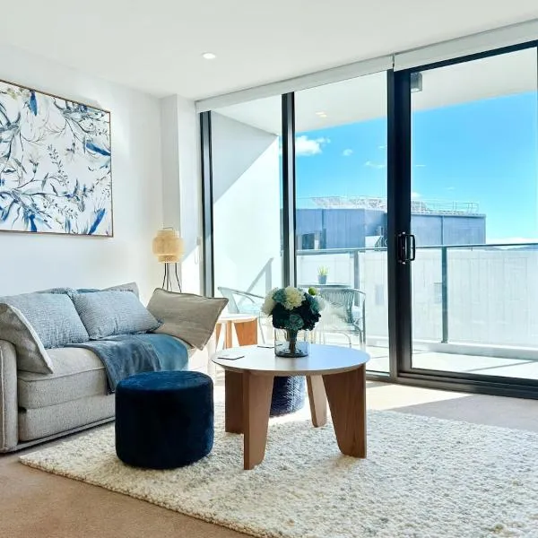 New High Floor Apartment in the heart of Canberra, hotel in Canberra
