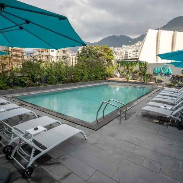 Beverly Beach Hotel, hotel in Jounieh