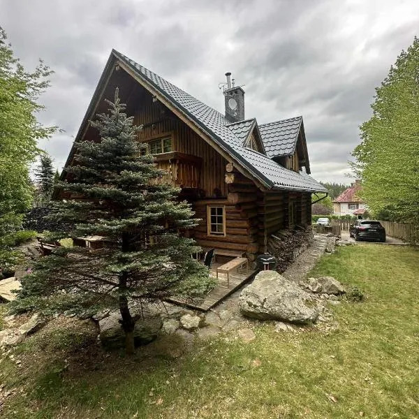 Willa dom z Bali, hôtel à Szklarska Poręba