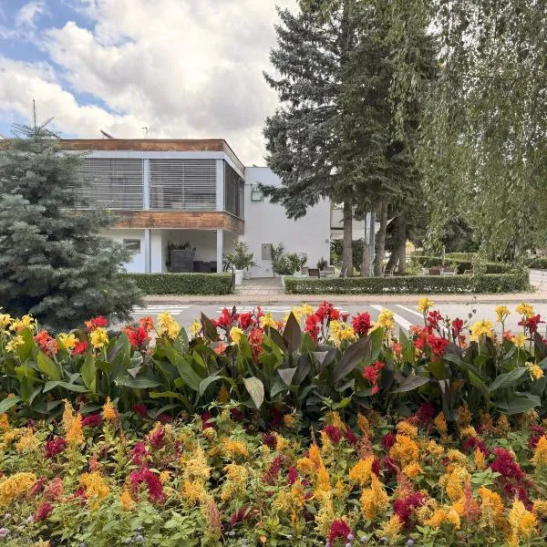 Villa Green, hotel v destinaci Sliač