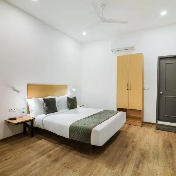 TOWNHOUSE XOTEL, ξενοδοχείο στην Τσενάι