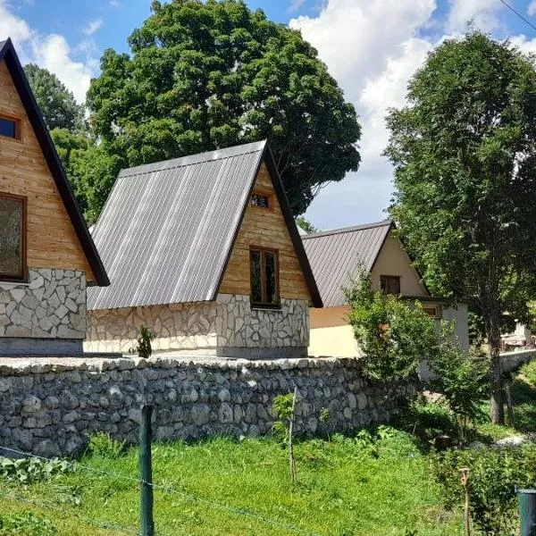 Highland Cabins Krnja Jela, hotel in Šavnik