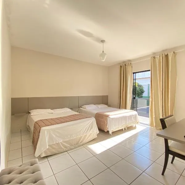 Pousada DONA LÍDIA, hotel em Campo Mourão