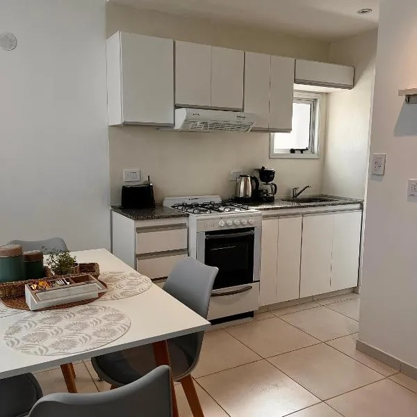 MYN Temporario - Moderno y cerca del centro, hôtel à La Plata