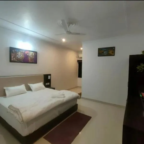 Hotel Arabiann night, hotel in Khajurāho