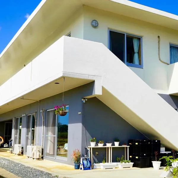 GuesthouseKAZE, hotell sihtkohas Miyako-jima