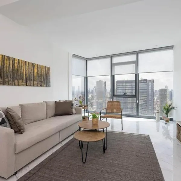 Lovely Modern 1bd Condo Views W Poolgym! #222, hotel in Istanbul