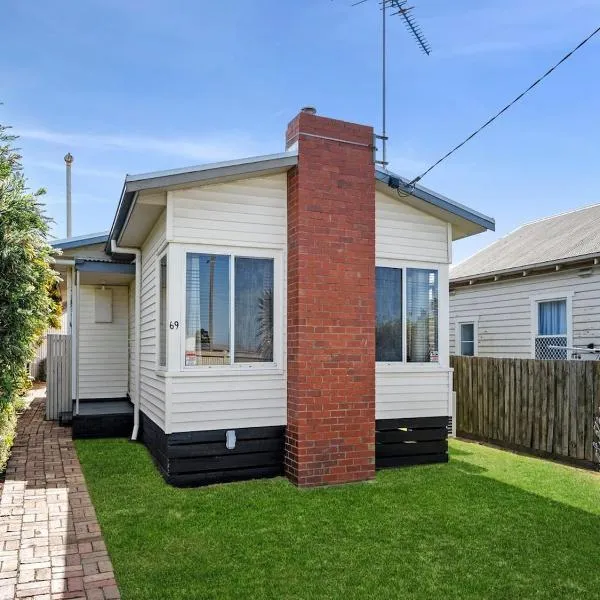 Cute cottage in a Supreme Location, hotel em Geelong