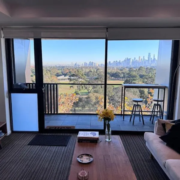 Best balcony in St Kilda, hotel en Melbourne