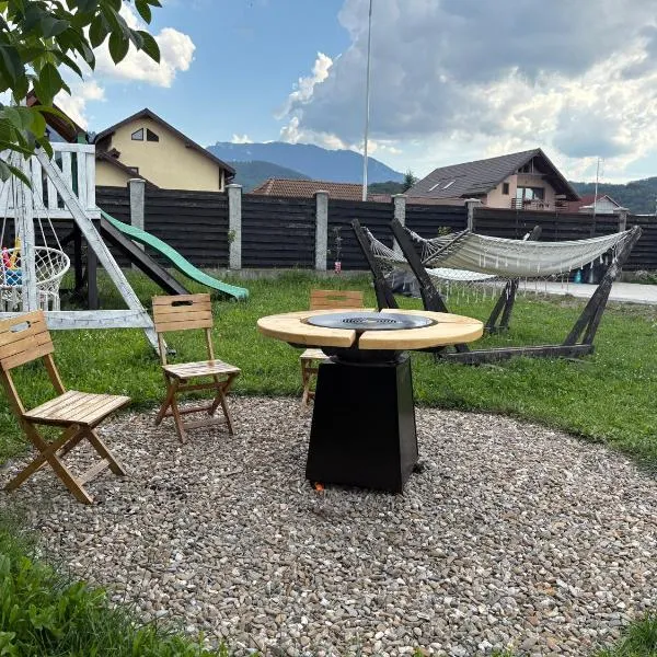 MIK Chalet, hotel em Săcele